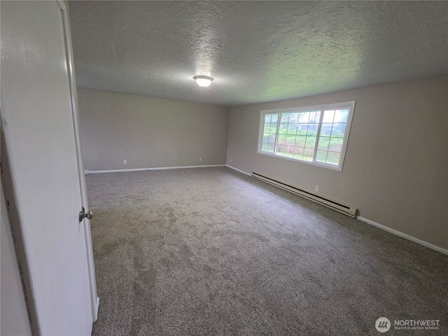 3293 Olive Way, Longview, WA 98632