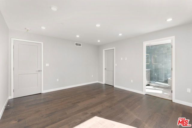 849 N Alta Vista Boulevard 1, Los Angeles, CA 90046
