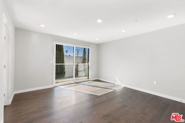 849 N Alta Vista Boulevard 1, Los Angeles, CA 90046