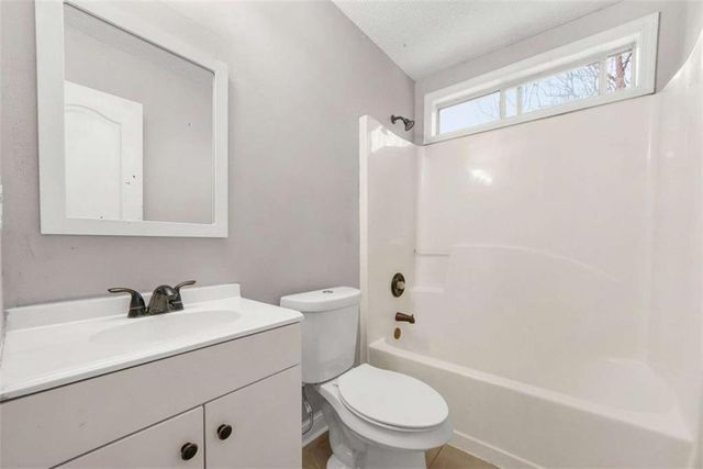 142 Acadian Drive, Stockbridge, GA 30281