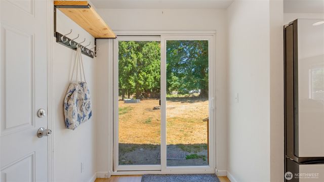 2130 NE Edwin Court, Poulsbo, WA 98370