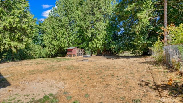 2130 NE Edwin Court, Poulsbo, WA 98370