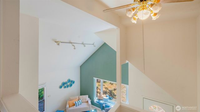 2130 NE Edwin Court, Poulsbo, WA 98370