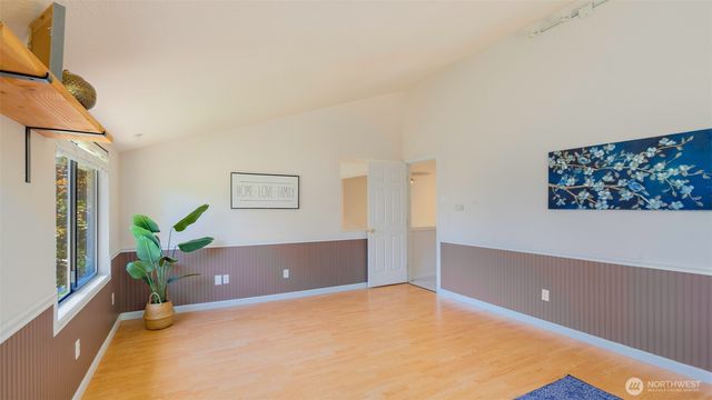 2130 NE Edwin Court, Poulsbo, WA 98370