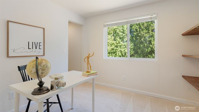 2130 NE Edwin Court, Poulsbo, WA 98370