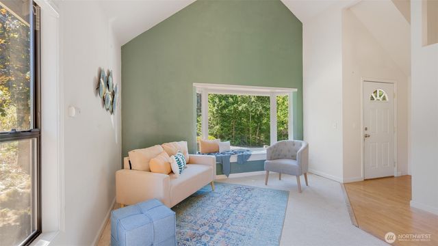 2130 NE Edwin Court, Poulsbo, WA 98370