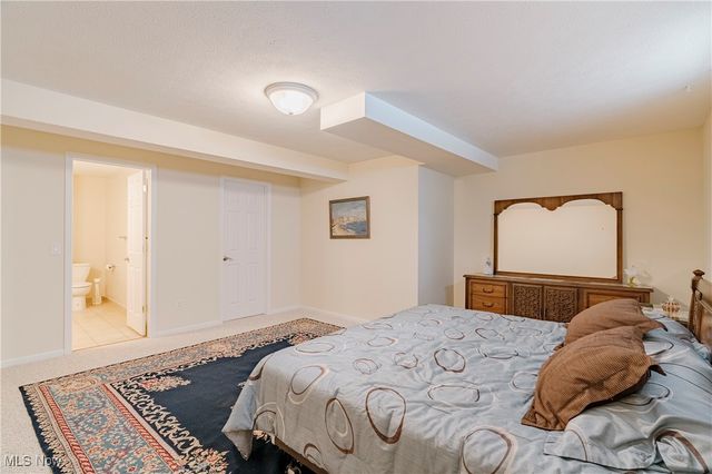 2501 Fairwood Court, Beachwood, OH 44122