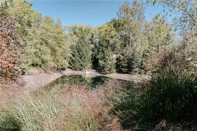 2501 Fairwood Court, Beachwood, OH 44122