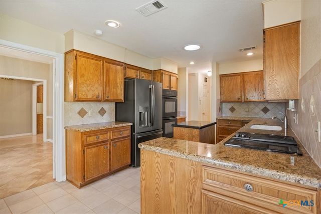 2422 Smith Bluff Road, Salado, TX 76571