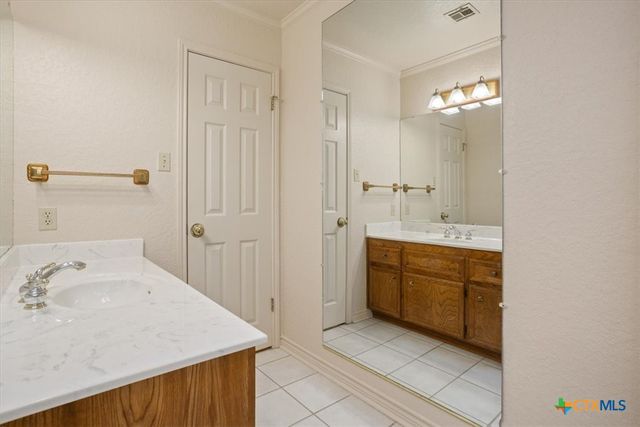 2422 Smith Bluff Road, Salado, TX 76571