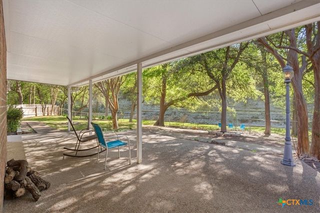 2422 Smith Bluff Road, Salado, TX 76571