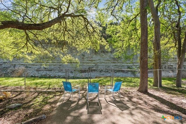 2422 Smith Bluff Road, Salado, TX 76571