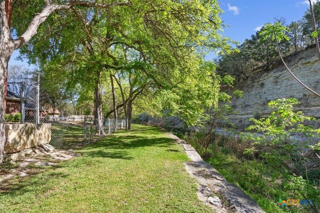 2422 Smith Bluff Road, Salado, TX 76571