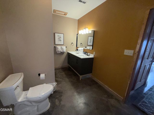 3767 Old Mountain Raod Road, Sevierville, TN 37876