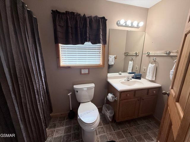 3767 Old Mountain Raod Road, Sevierville, TN 37876