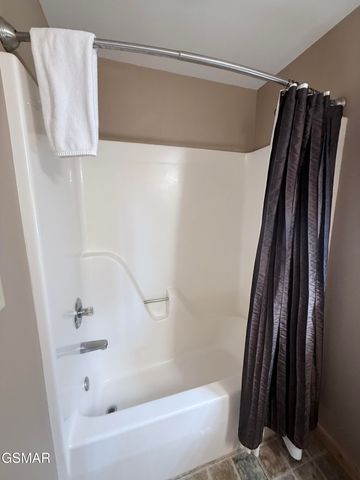 3767 Old Mountain Raod Road, Sevierville, TN 37876