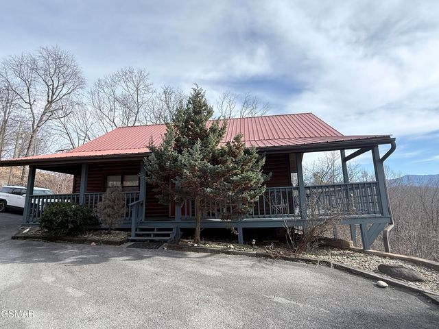 3767 Old Mountain Raod Road, Sevierville, TN 37876
