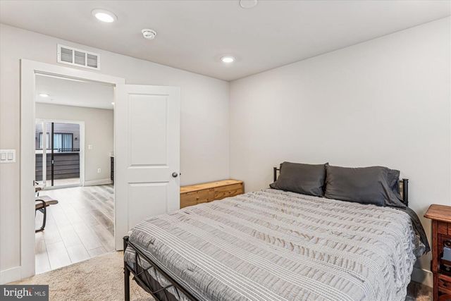 112 GLASS LN, Baltimore, MD 21230