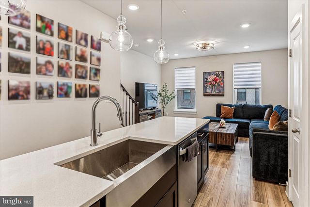 112 GLASS LN, Baltimore, MD 21230