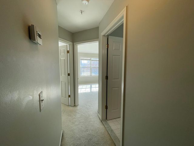 2838 Barclay Way, Ann Arbor, MI 48105