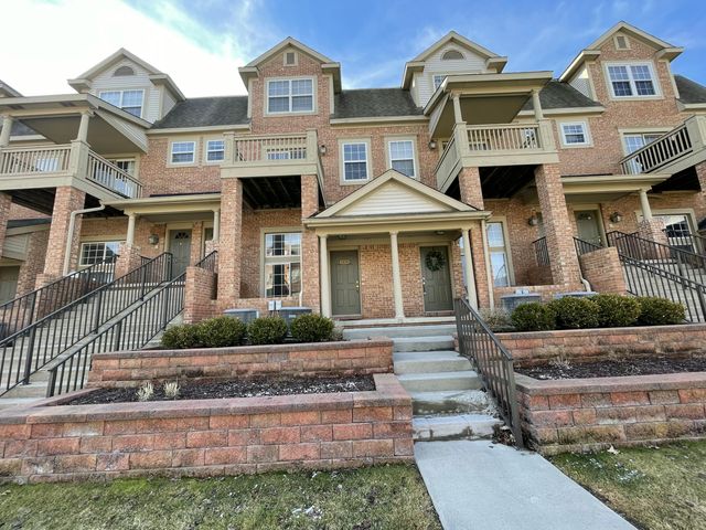 2838 Barclay Way, Ann Arbor, MI 48105