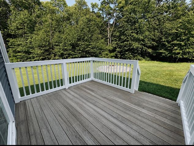 368 Dudley Oxford Rd, Dudley, MA 01571