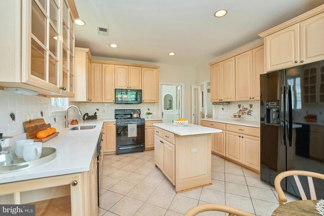 6340 AVINGTON PL, Gainesville, VA 20155