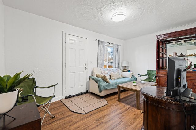 1461 W SUNSET AVE, West Valley City, UT 84119