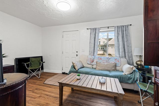 1461 W SUNSET AVE, West Valley City, UT 84119