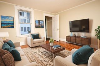 32 Sheppard Ave 32, Braintree, MA 02184