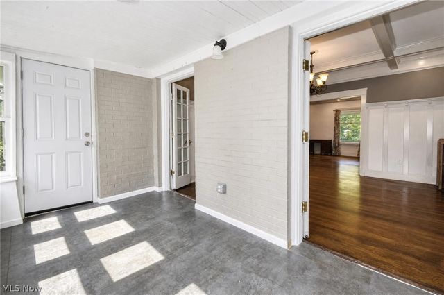 3186 Oak Road, Cleveland Heights, OH 44118
