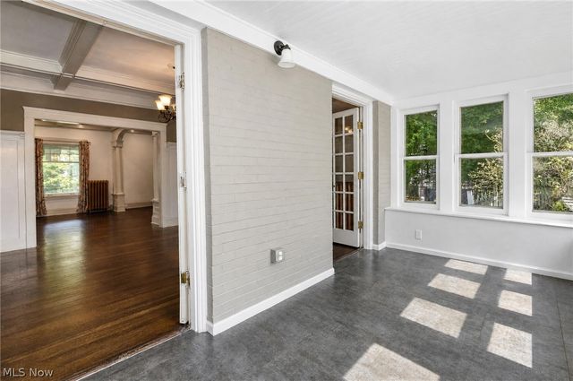3186 Oak Road, Cleveland Heights, OH 44118