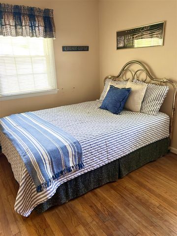 9547 Crestline Drive, Pinckney, MI 48169