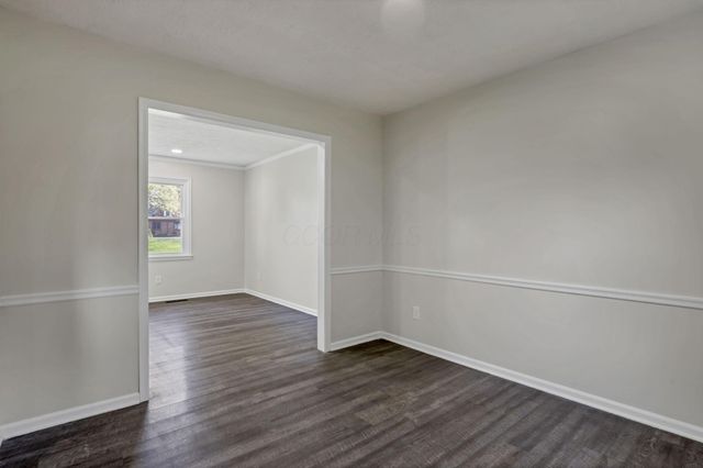 11715 Village Drive, Pickerington, OH 43147