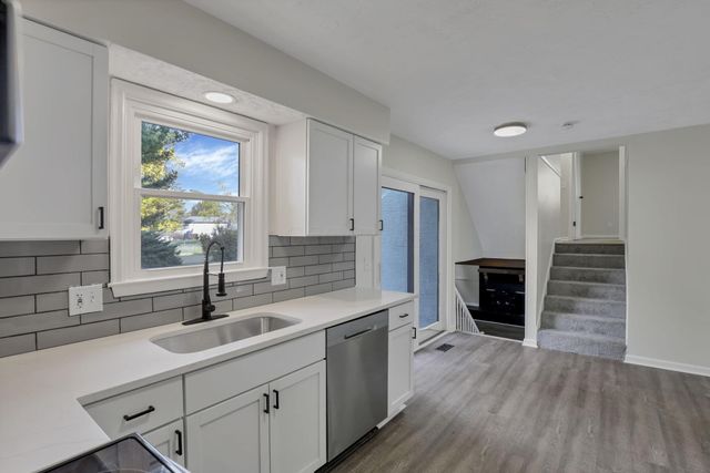 11715 Village Drive, Pickerington, OH 43147