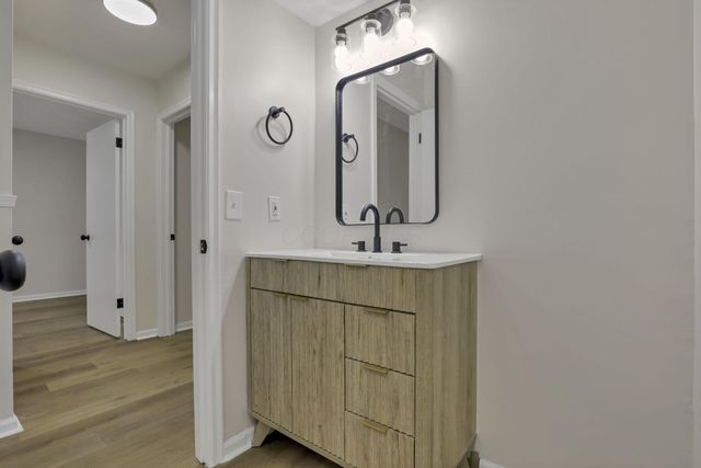 11715 Village Drive, Pickerington, OH 43147