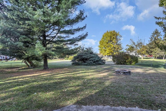 11715 Village Drive, Pickerington, OH 43147