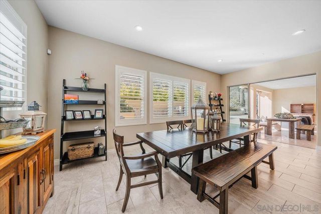 541 Ledge, San Marcos, CA 92078