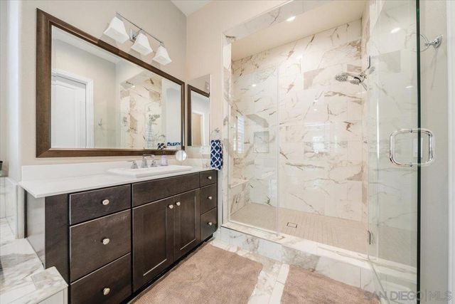 541 Ledge, San Marcos, CA 92078