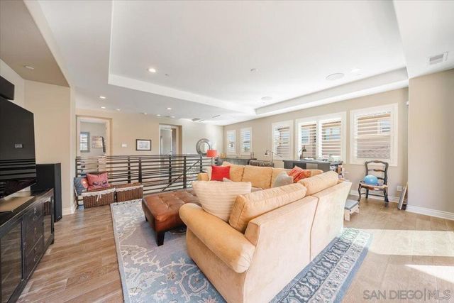 541 Ledge, San Marcos, CA 92078