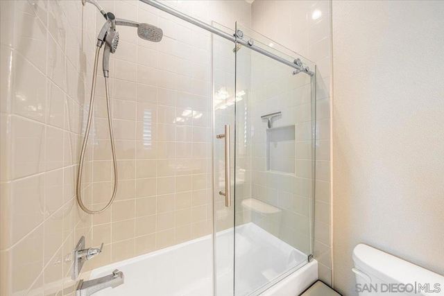 541 Ledge, San Marcos, CA 92078