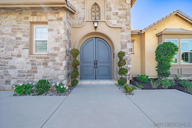 541 Ledge, San Marcos, CA 92078