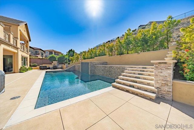 541 Ledge, San Marcos, CA 92078