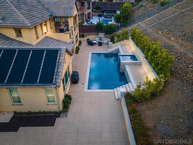 541 Ledge, San Marcos, CA 92078