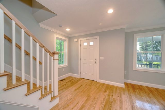 27 Valley Road, Holbrook, MA 02343