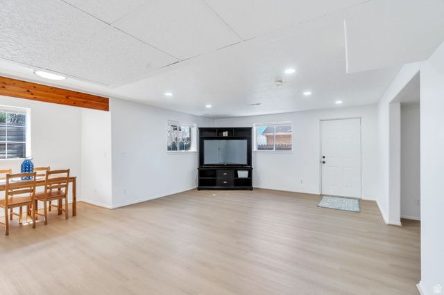 527 N 1180 E, Pleasant Grove, UT 84062