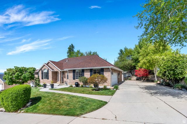 527 N 1180 E, Pleasant Grove, UT 84062