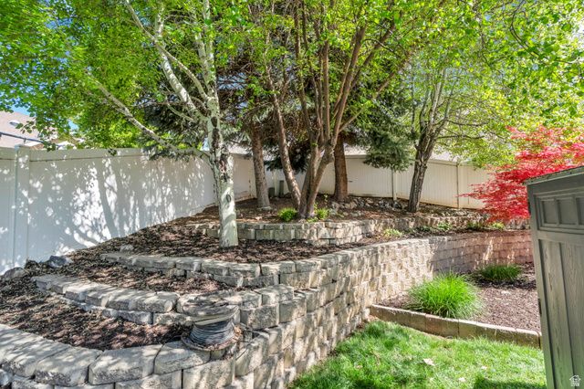 527 N 1180 E, Pleasant Grove, UT 84062