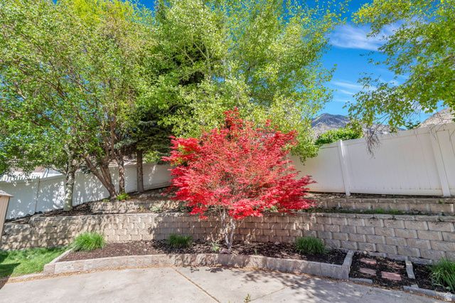 527 N 1180 E, Pleasant Grove, UT 84062