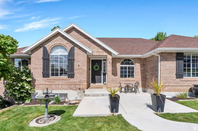 527 N 1180 E, Pleasant Grove, UT 84062